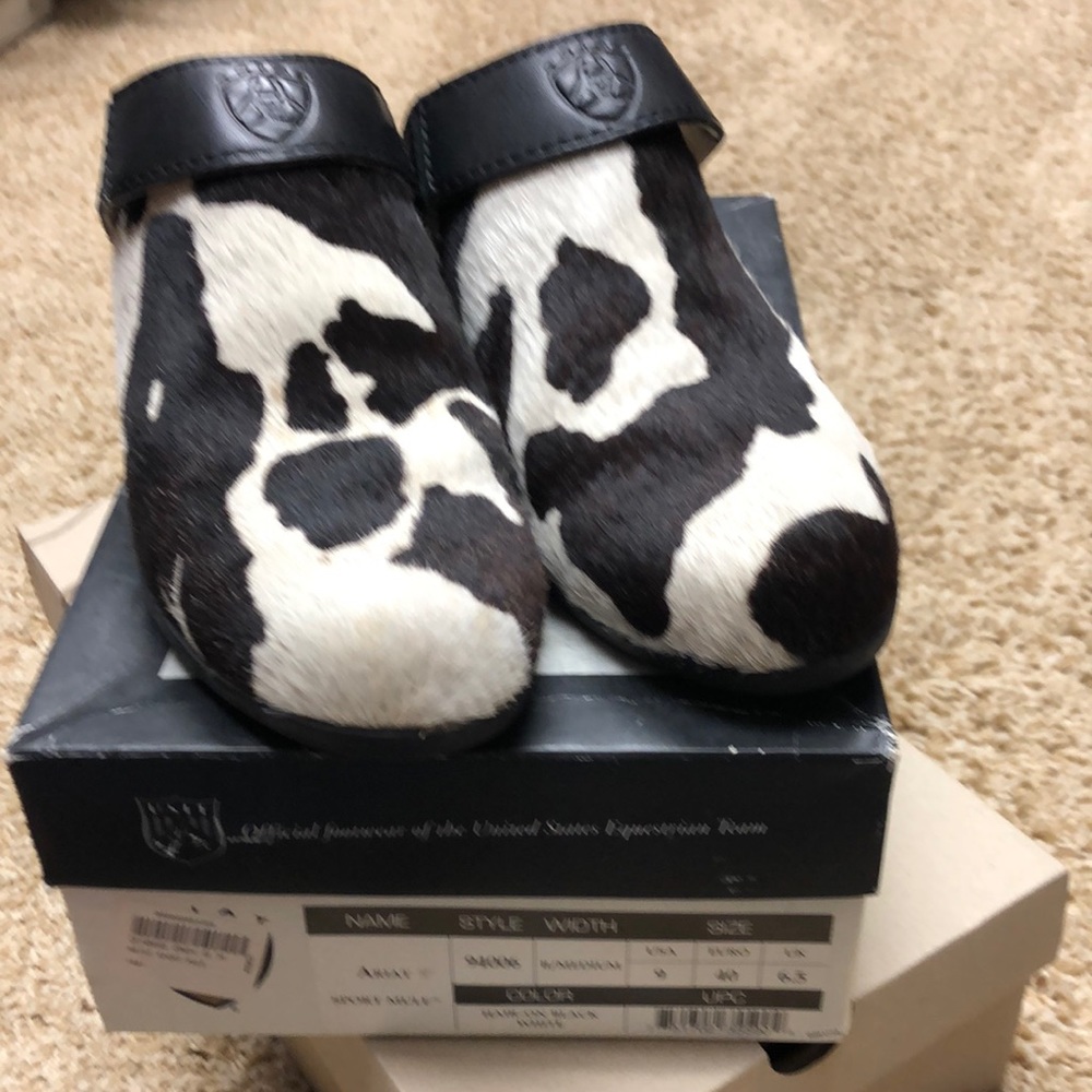 Ariat mules